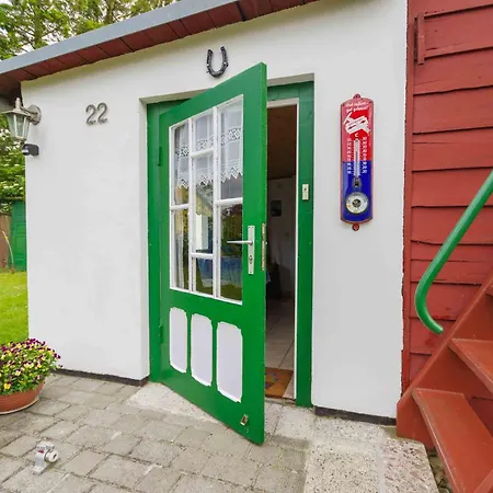 別荘 Am Bodden Krapp's - Boddenidyll *